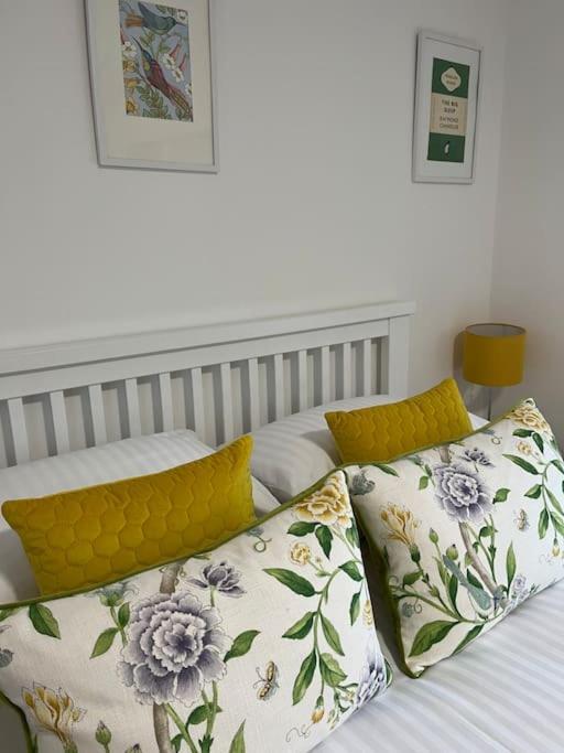 No5 At 53 - 2 Bed Apartment In Leek, Staffs Peak District Екстер'єр фото